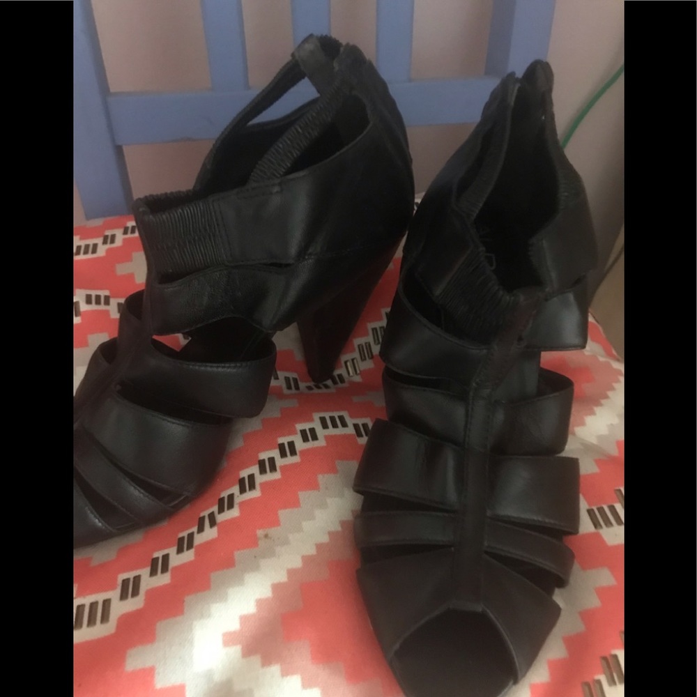 Pretty ankle shoes from Aldo worn 1 time  -